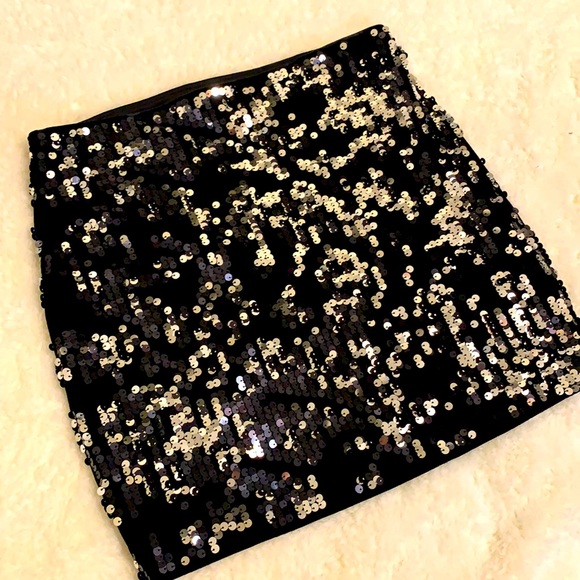 Express Dresses & Skirts - Express Sequin Mini Skirt